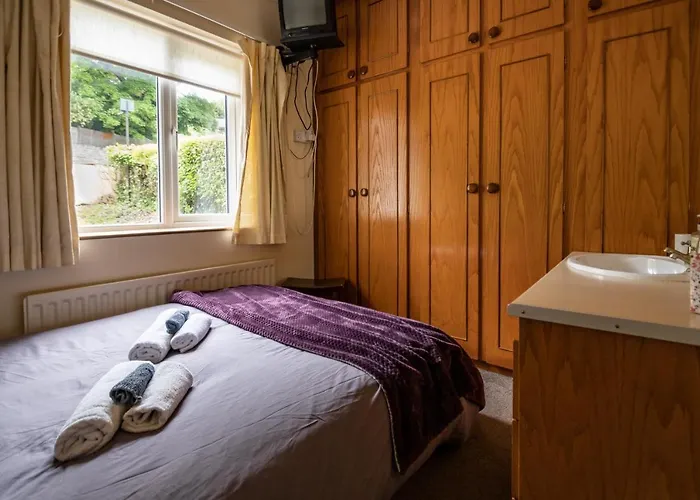 Private Bathroom King Room