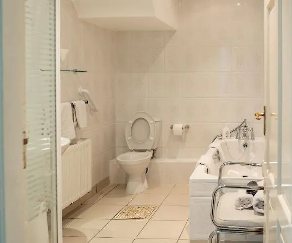 Private Bathroom King Room